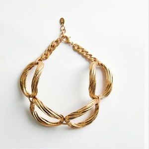 Zara Elegant Gold Chain Bracelet